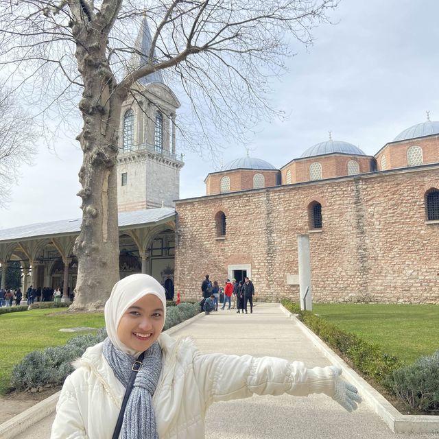 Unveiling Majesty: Discovering Topkapi Palace