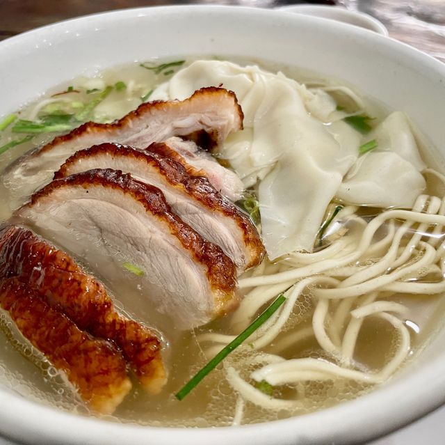 Khmer noodles soup with Roasted Duck