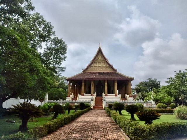 Historical Buddhist temples in Vientiane