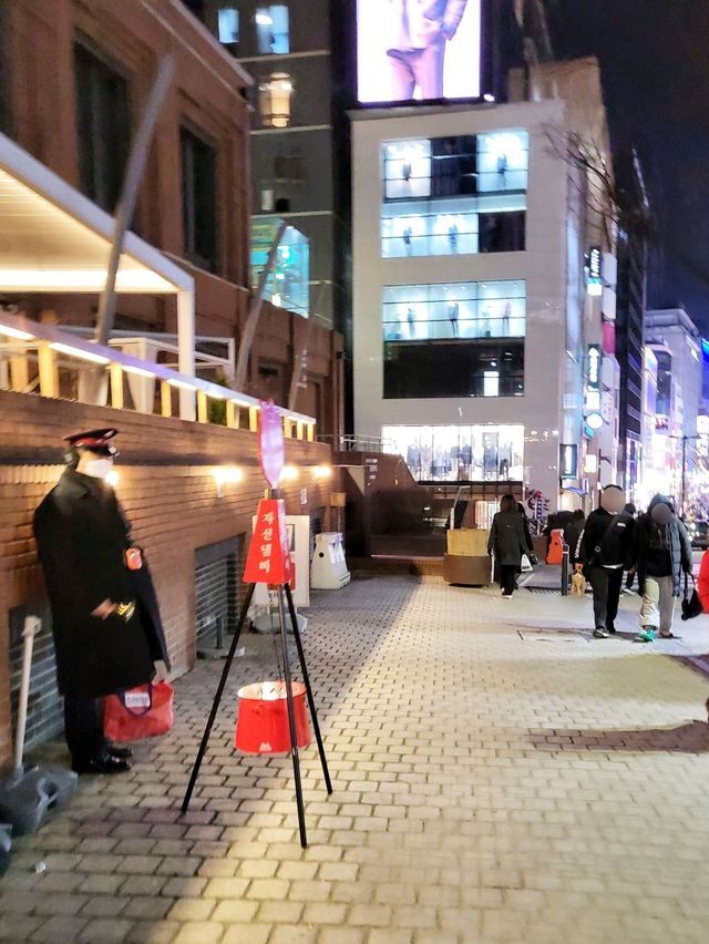 겨울이면 더 핫해지는 명동거리🎄✨️