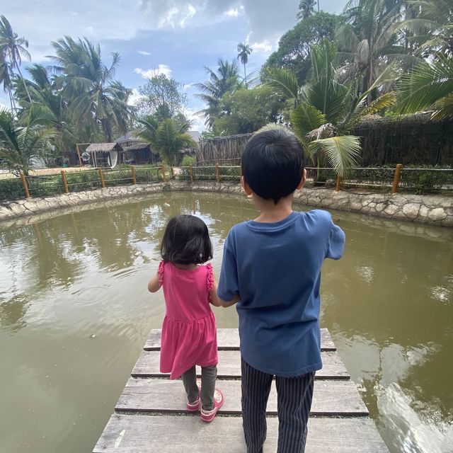 Kg Agong for Family Trip 
