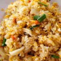 ใครชอบของแซ่บ ต้องที่นี่ ไข่มุกปูเป็น หาดเจ้าสำราญ