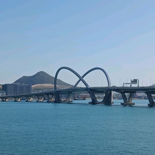 Seaside - The Double-Arch Cross Bay Link