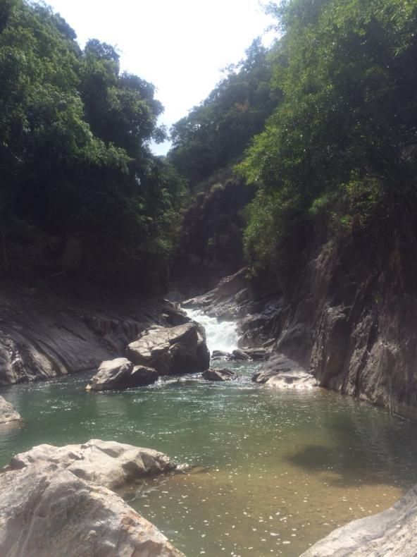 น้ำตก 16 ราง จังหวัดระนอง