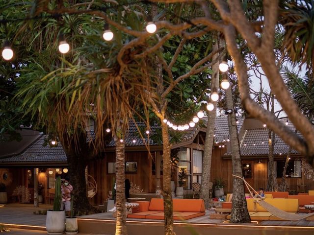 Tann Terrace Phuket บีชคลับสุดชิล