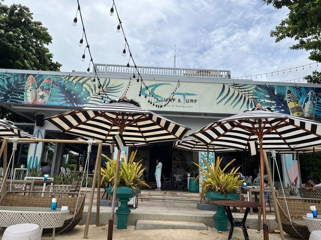 Surf & Turf Pattaya ร้านอาหารริมทะเล 
