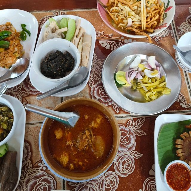 ร้านอาหารเฮือนเพ็ญ เชียงใหม่