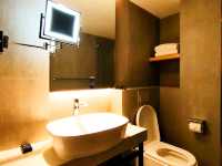 Stylish, Contemporary and Comfortable 