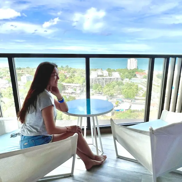 Holiday Inn Resort Vana Nava หัวหิน