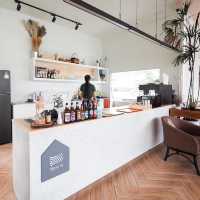 ประกาย Prakai Cafe & Cuisine 