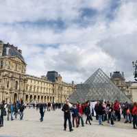 프랑스 파리 여행 필수 코스: 루브르 박물관