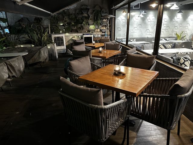 銅鑼灣特色樓上Cafe☕️
