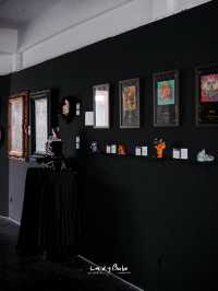 Group Exhibition🕯️🎨 5 ศิลปินสุดเท่ติด BTS ทองหล่อ