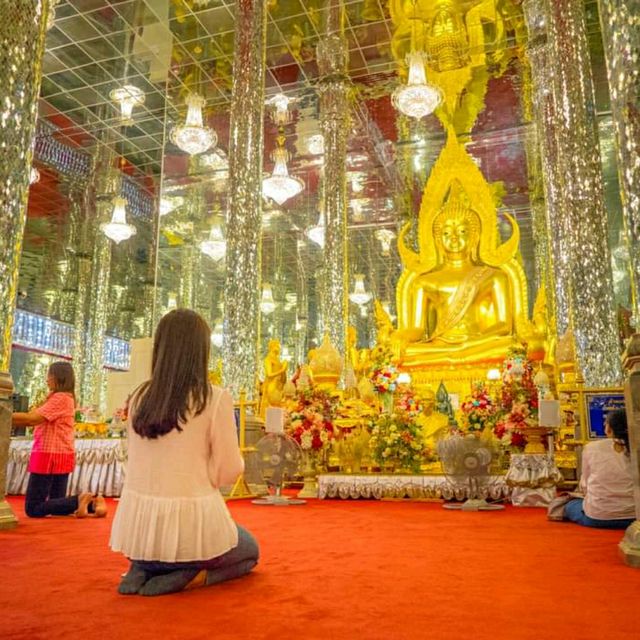 ปราสาททองคำ วัดท่าซุง อำเภอเมือง อุทัยธานี