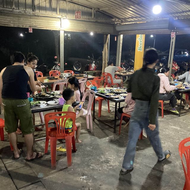 Muang xai 最強シンダット　Veoda Restaurant