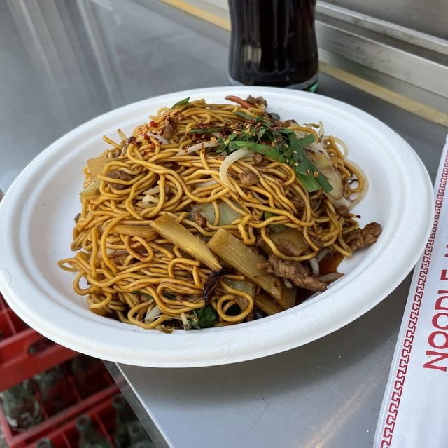 이국적인 해수욕장에서 맛보는 태국 음식, 누들누들 찹찹🍜
