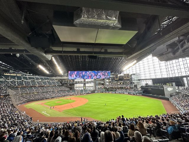 北海道の新観光名所。ES CON FIELD HOKKAIDO(エスコンフィールドHOKKAIDO)