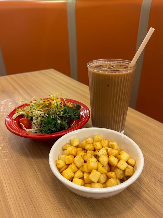 🇭🇰特別嘅長通粉進食技巧🤨🥣