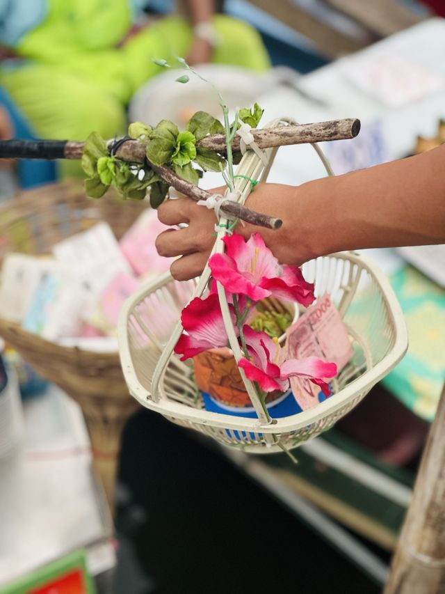 fantastic⭐️floating market⭐️✨✨