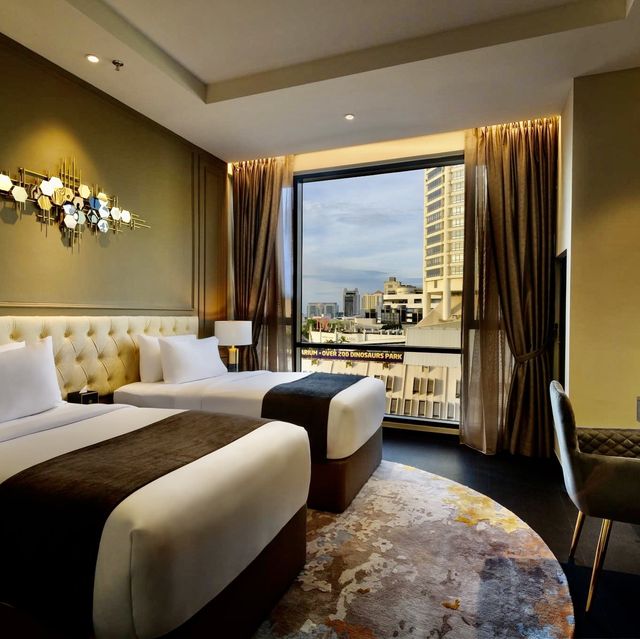 The Granite Luxury Hotel 