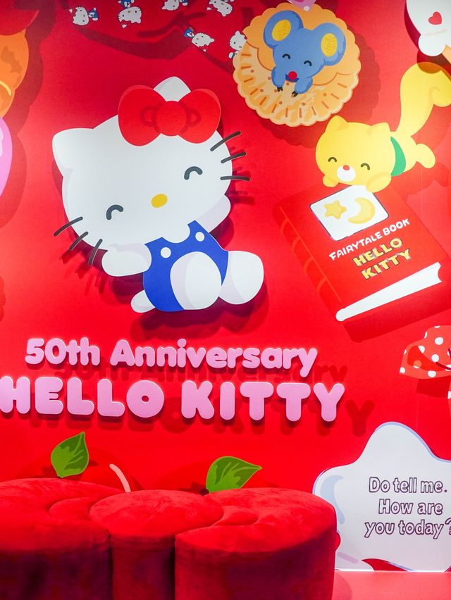 【HELLO KITTY 50 週年特展：與未來做朋友吧】