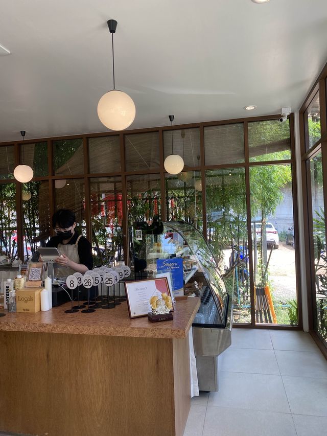 🌳Locals.hdyคาเฟ่หาดใหญ่ที่คนดังมาเช็คอินเพียบ!🪵