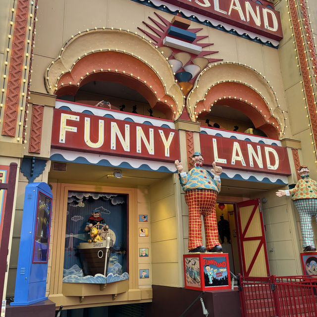 ICONIC LUNA PARK