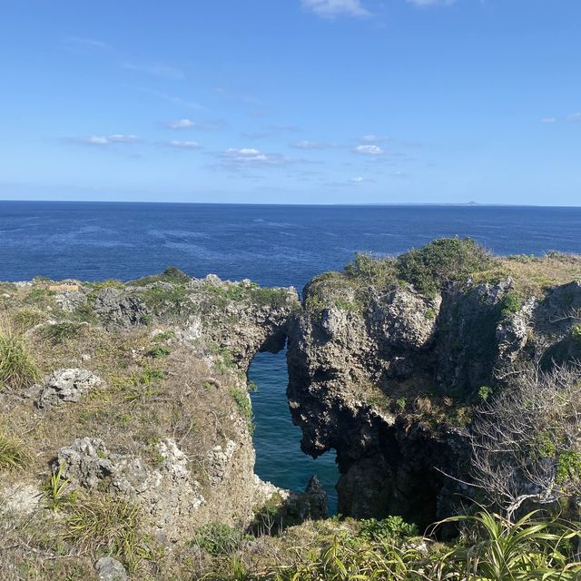 【日本沖繩】好天氣+萬座毛 = 怎樣拍都好看！ 🏞️