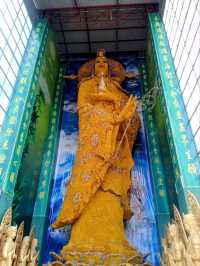 🇻🇳 The sacred Linh Phuoc Pagoda in Dalat