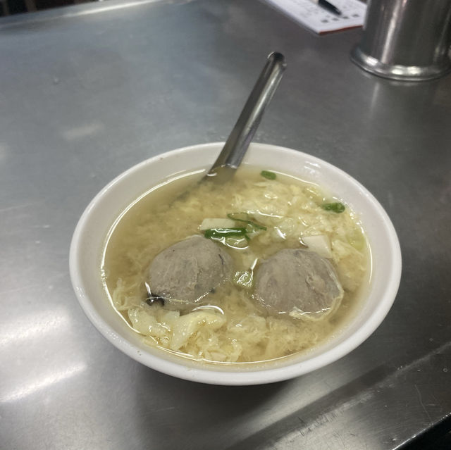 台北深夜食堂 柳家柳麵 越晚人越多