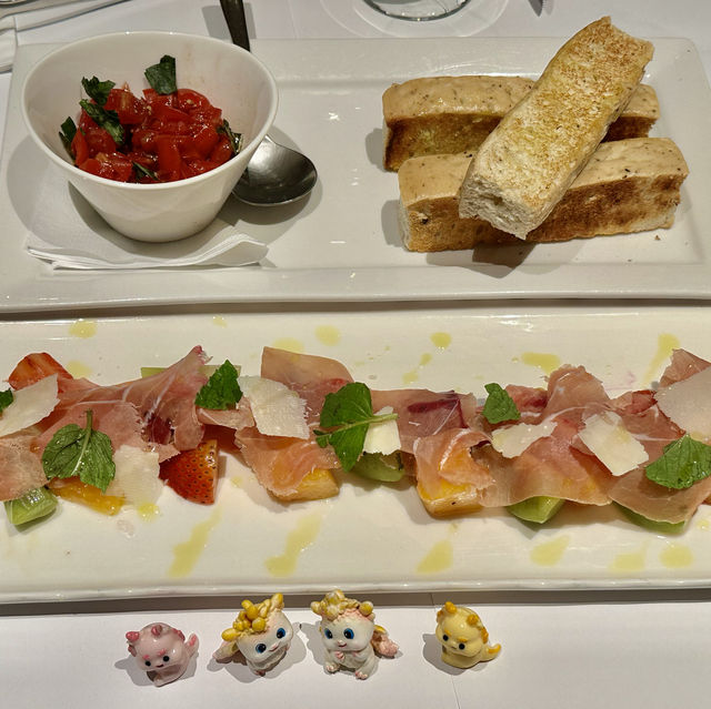 怡亨酒店B1意大利餐廳（Bellini Caffe)生日聚餐
