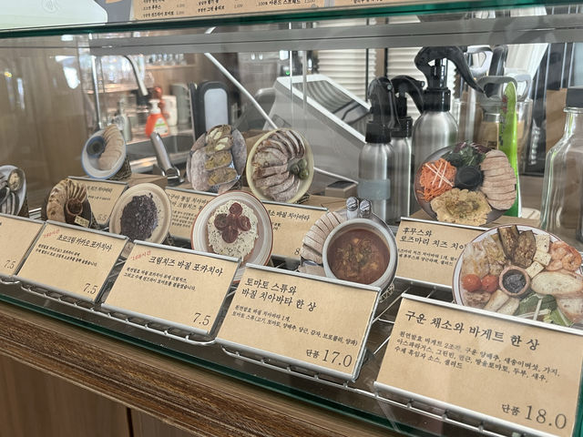 [인천부평] 맛과 감성 모두 잡은 천연발효빵 브런치집 ’토금‘