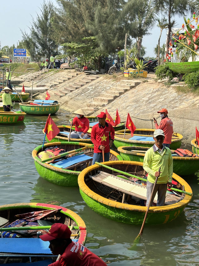 Hoi An Basket Boat