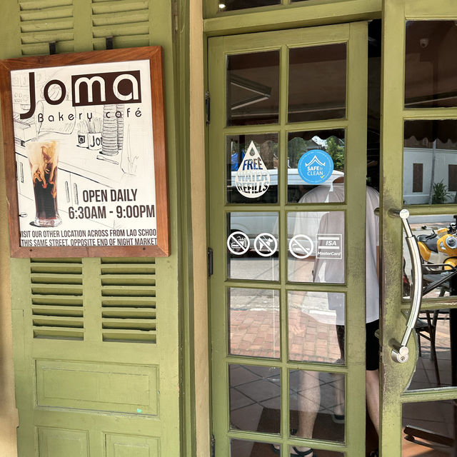 ເມືອງຫຼວງພະບາງ คาเฟ่หลวงพระบาง JOMA 