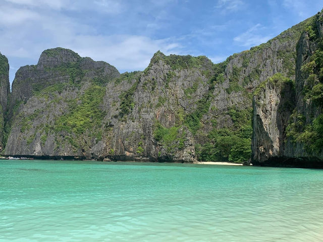 เกาะพีพี  ~ ปิเละลากูน ~ อ่าวมาหยา