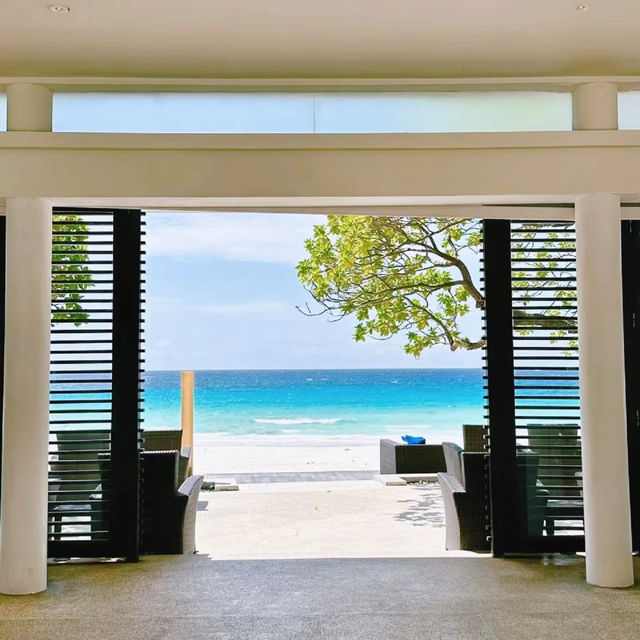 「沖繩美爾度假大酒店：絕美海景，高檔裝潢，難忘入住體驗」