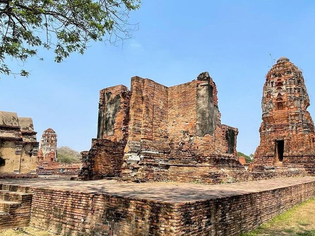 Wat Mahathat Temple