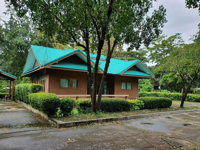 🛖ภูโอบ น้ำใส คันทรี รีสอร์ท