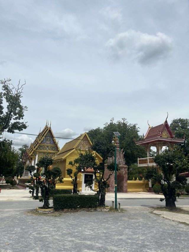 หลวงปู่เปี้ยน วัดโพธาราม สุพรรณบุรี