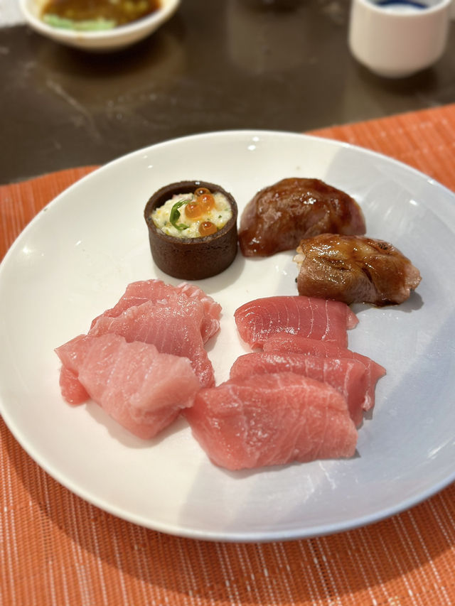 ♡性價比之巔自助晚餐低至半價♡超豐盛乜都有得食♡日本直送原條藍鯨吞拿魚即席分割♡