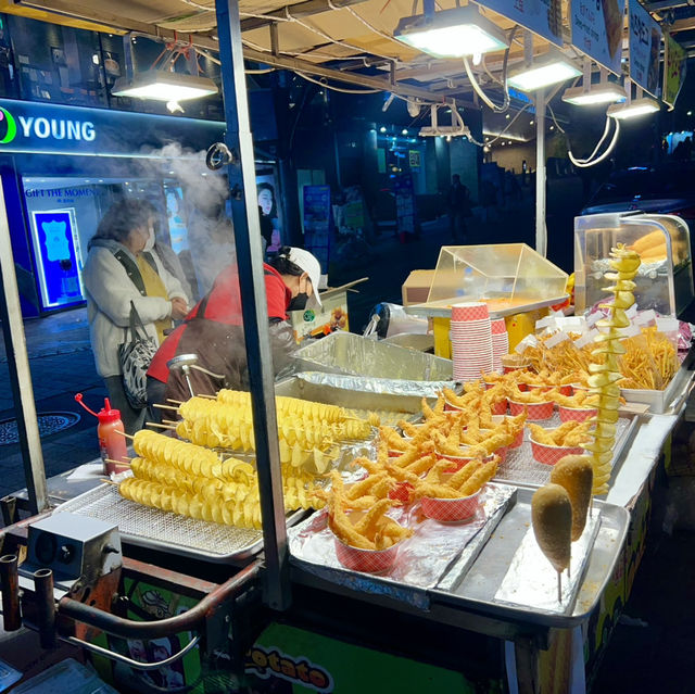 พาไปส่อง Street Food เมียงดง🇰🇷กันค่ะ[Myeongdong]