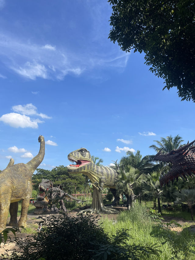 ดูไดโนเสาร์ ที่ปราจีนบุรี🦖🦕