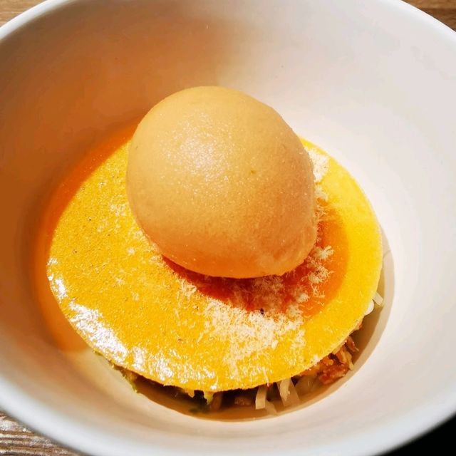 Modern Thai cuisine 