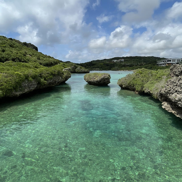 【沖縄/宮古島】エメラルドグリーンの海がみえる公園🩵💚