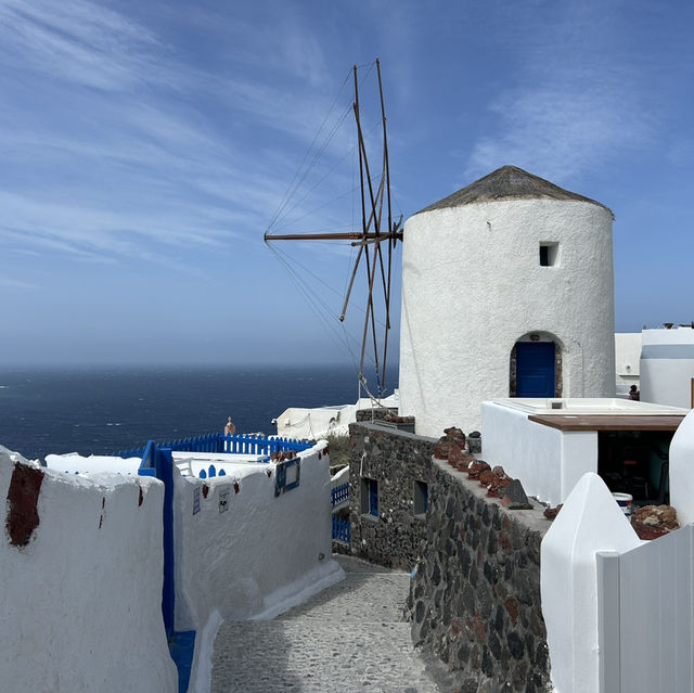 Oia Unveiled: A Fairytale in the Greek Isles