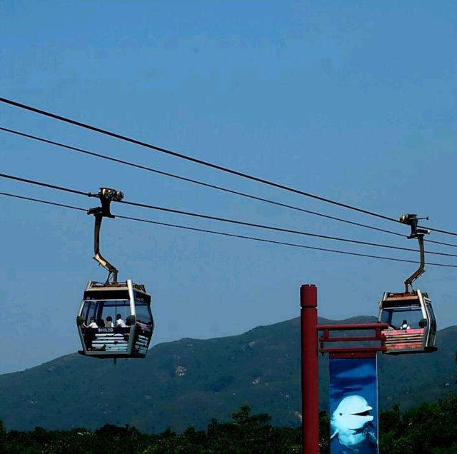 กระเช้านองปิง (Ngong Ping 360) กระเช้านองปิง (Ngong Ping 360)