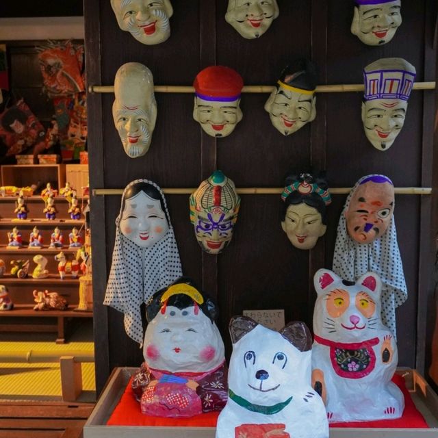 ไปเที่ยวพิพิธภัณฑ์ที่โอซาก้ากัน
