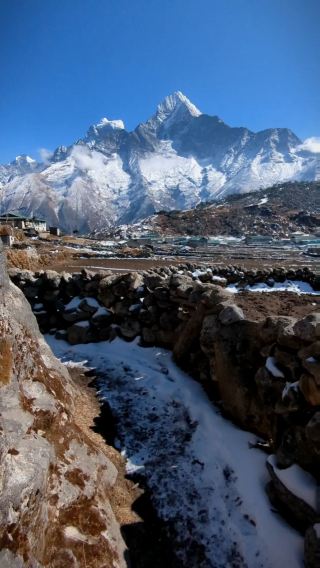 極美的高山小村--雪巴人的家鄉。