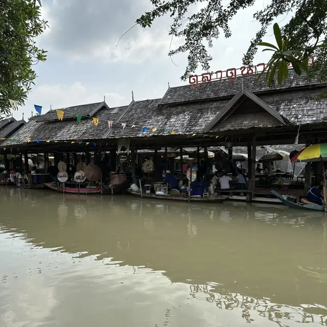 ตลาดน้ำ4ภาคพัทยา✨🪷