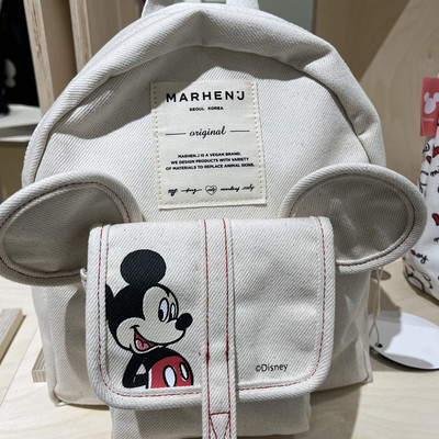 ディズニーコラボ人気新作【MARHEN.J】DISNEY LOME BAG ディズニーコラボ商品！@韓国聖水 MARHEN.J X Disney | Trip.com